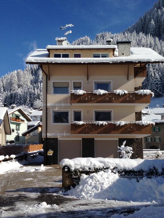Appartamento Rose Di Bosco Predazzo Bagian luar foto
