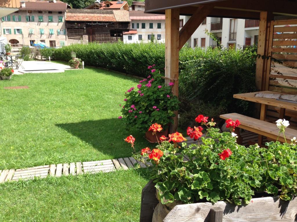 Appartamento Rose Di Bosco Predazzo Bagian luar foto